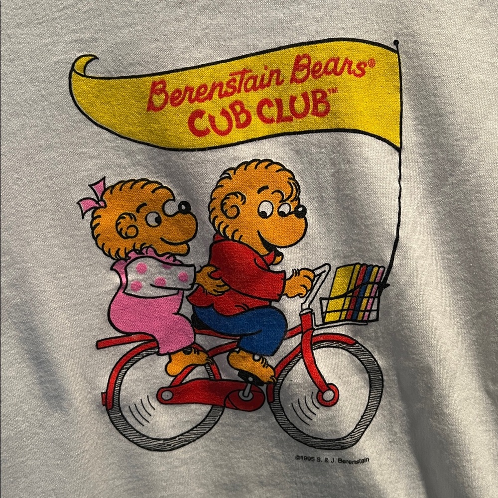 Vintage Berenstain Bears Cub Club riding a bike tee t shirt 1995 screen stars